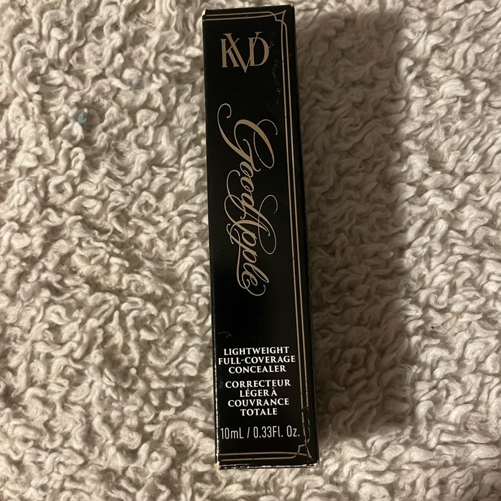 NIB KVD Beauty Good Apple Lightweight Full Coverage Concealer in shade Light 109